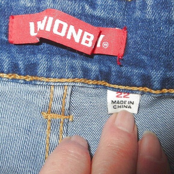 Vtg Y2K Embellished Jean Shorts Plus Size 22 Stretch Denim Cut Offs High Rise - Picture 6 of 9